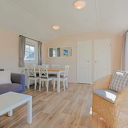 Luttikduin Nr 18 - Aan Zee Callantsoog