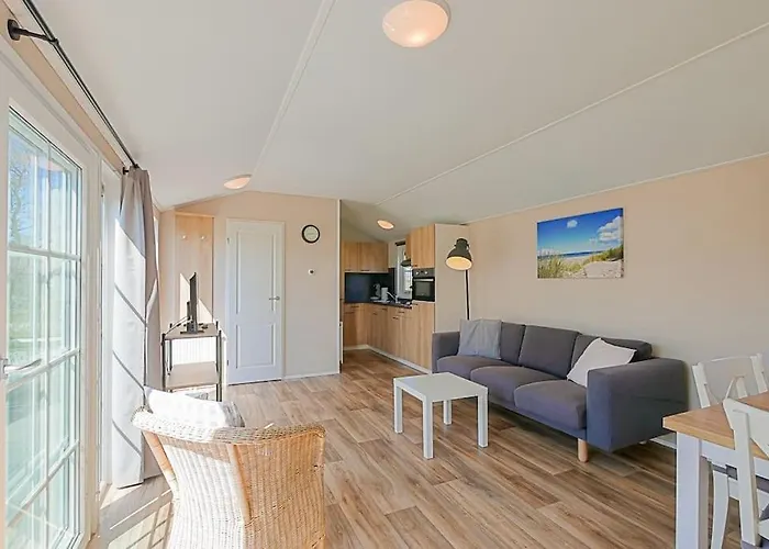 샬레 Luttikduin Nr 18 - Aan Zee 칼란트소그